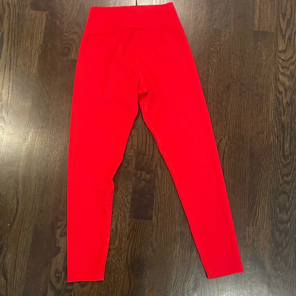 NWT BEACH RIOT Ribbed LEGGINGS - Picture 4 of 4